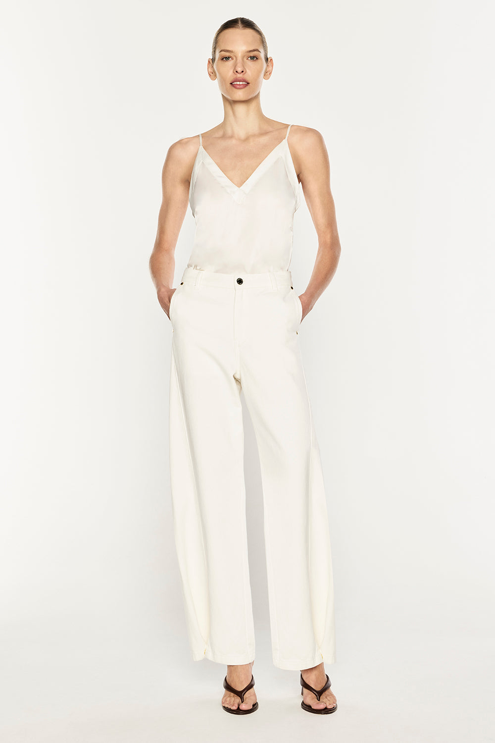 Clean Slate Barrel Jean